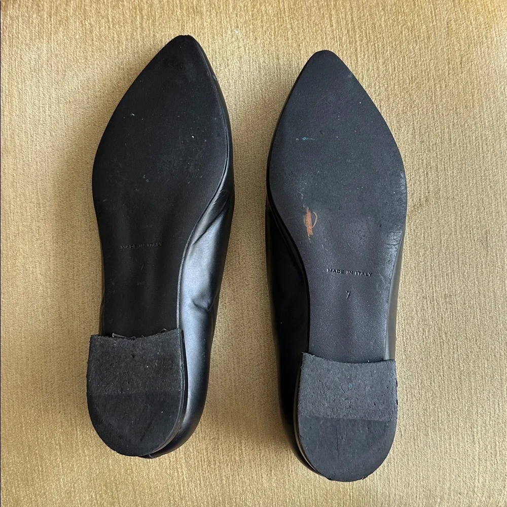 Everlane The Modern Point Loafers in a black and brown two-tone leather Size 7